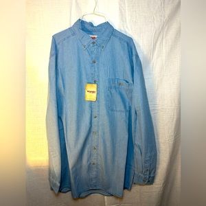 Long sleeve wrangler button up Size Large Tall